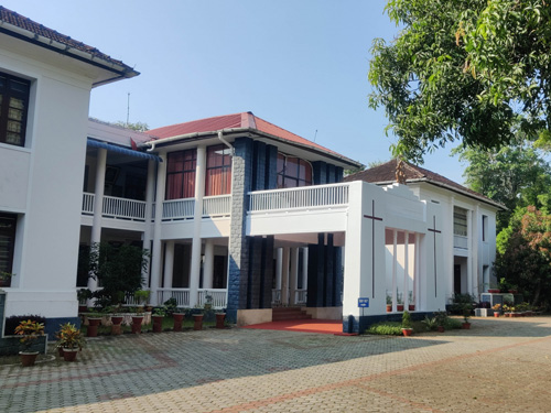 പാലാ രൂപത പ്രവാസി അപ്പസ്റ്റൊലേറ്റിൻ്റെ ഔദ്യോഗിക ഫേസ്ബുക്ക് പേജ്  എല്ലാവരും ദയവായി ലൈക്ക് ചെയ്ത് ഫോളോ ചെയ്യുമല്ലോ. Click Here